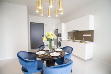 Pavilion Embassy Residence