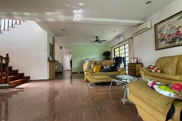 Semi-D House 5 Rooms 5 Baths for Sale in Sunway Damansara Kota Damansara