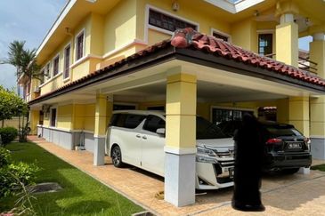 Semi-D House 5 Rooms 5 Baths for Sale in Sunway Damansara Kota Damansara