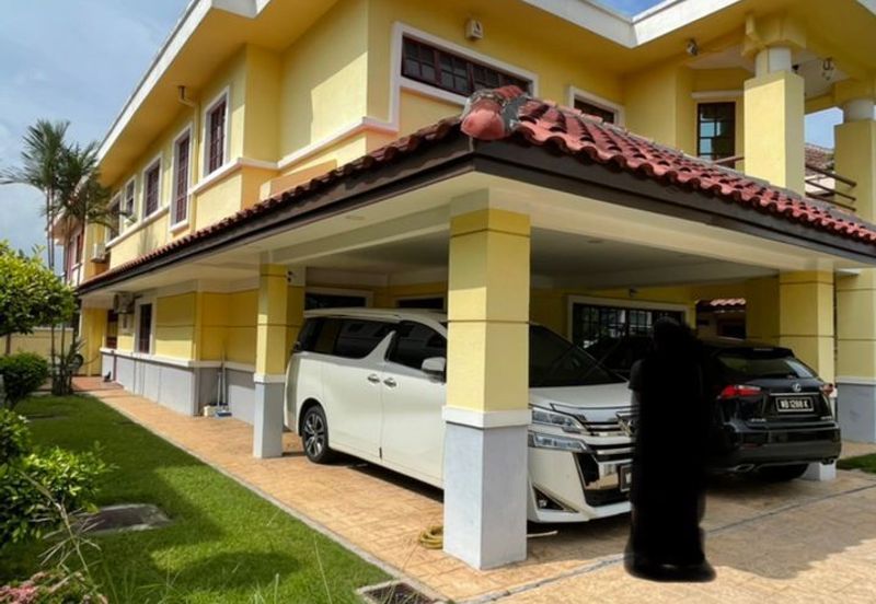 Semi-D House 5 Rooms 5 Baths for Sale in Sunway Damansara Kota Damansara