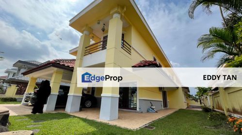 Semi-D House 5 Rooms 5 Baths for Sale in Sunway Damansara Kota Damansara, Selangor, Sunway Damansara