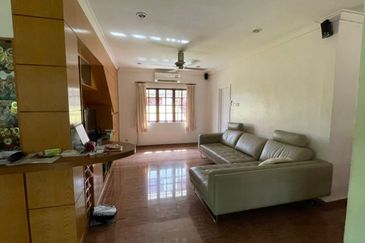 Semi-D House 5 Rooms 5 Baths for Sale in Sunway Damansara Kota Damansara
