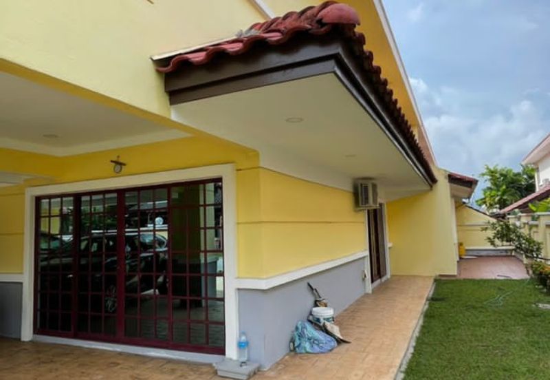 Semi-D House 5 Rooms 5 Baths for Sale in Sunway Damansara Kota Damansara