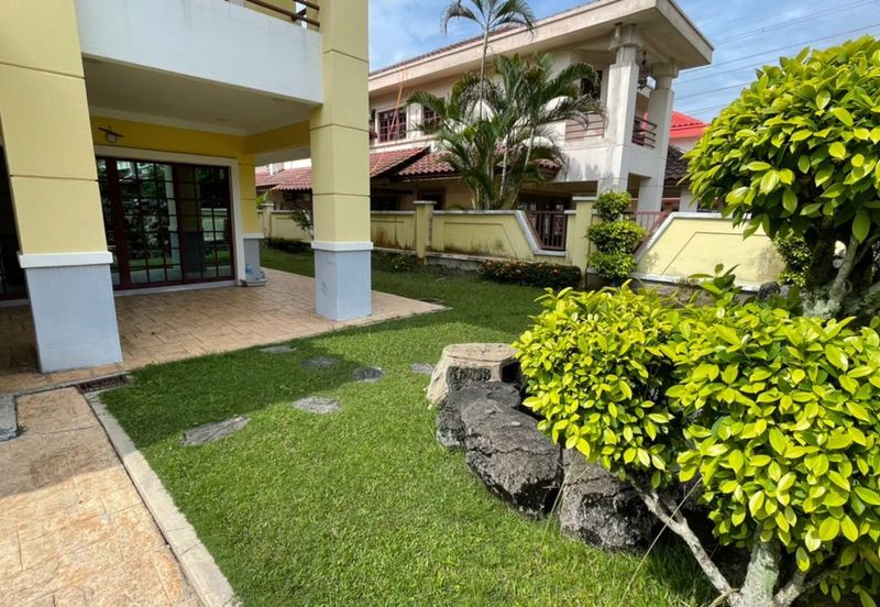 Semi-D House 5 Rooms 5 Baths for Sale in Sunway Damansara Kota Damansara