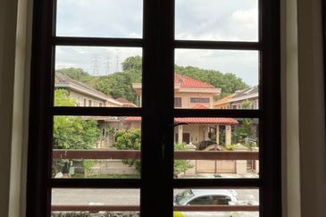 Semi-D House 5 Rooms 5 Baths for Sale in Sunway Damansara Kota Damansara