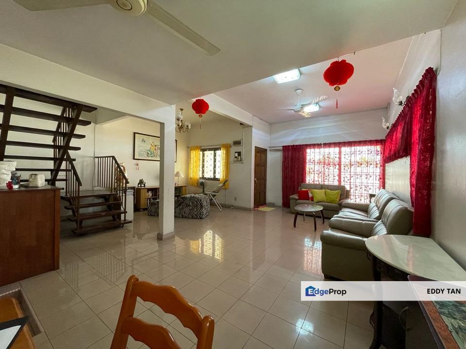 SS 2 Double Storey Terraced House for Sale in Petaling Jaya, Selangor, Petaling Jaya