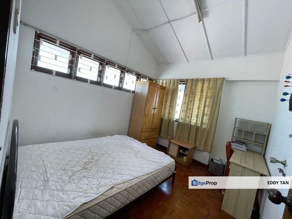 SS 2 Double Storey Terraced House for Sale in Petaling Jaya, Selangor, Petaling Jaya