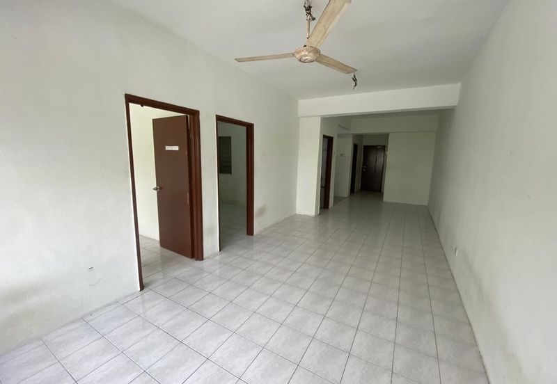 Taman Pinggiran Putra