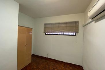 Mutiara Oriental Condominium