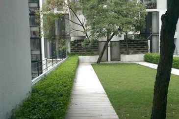 Centrio SoHo @ Pantai Hillpark