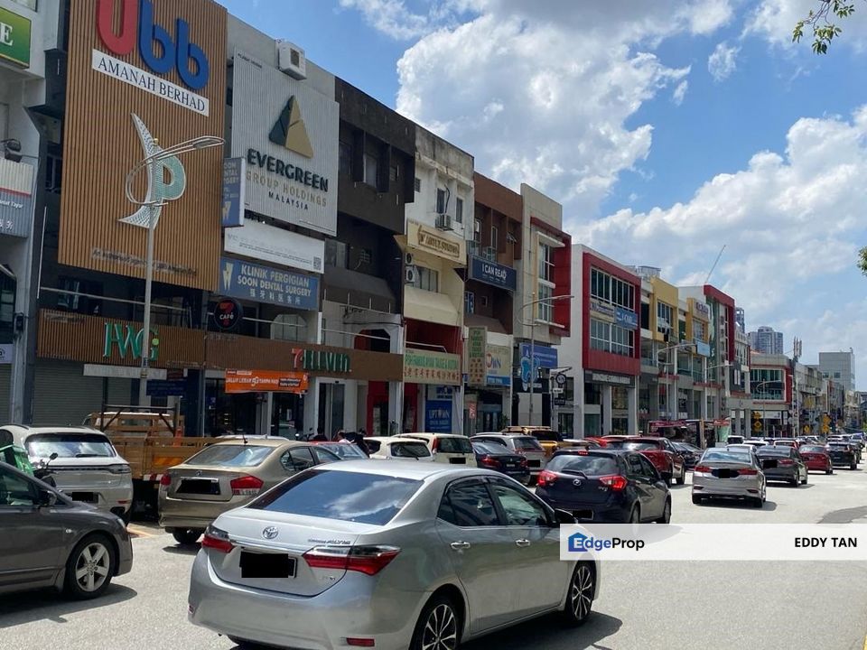 SS21 Damansara Uptown Shoplot 3.5 Storey for Sale in Petaling Jaya Prime Location, Selangor, Damansara Utama