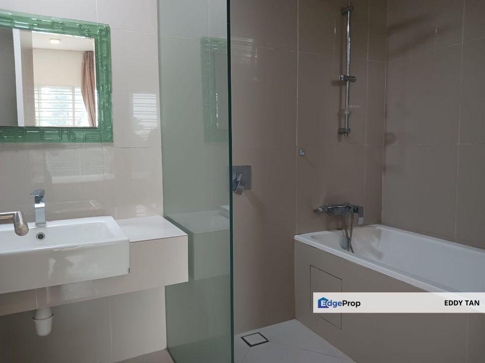 Le Yuan Residence 4 Rooms 4 Baths for Sale in Happy Garden, Old Klang Road, Kuala Lumpur, Kuchai Lama