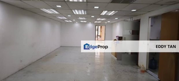 1st Floor Office For Rent in Taman Serdang Raya near MRT Station, Selangor, Seri Kembangan