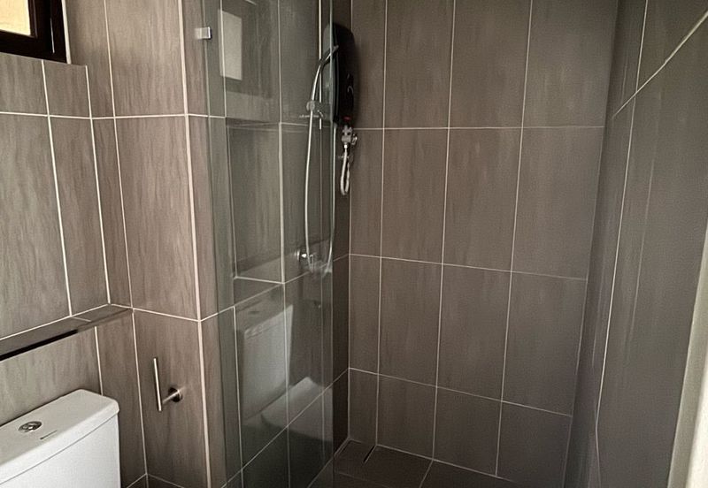 THE PULSE RESIDENCE & THE PULSE