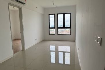 THE PULSE RESIDENCE & THE PULSE