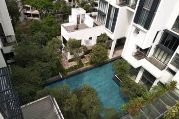 Centrio SoHo @ Pantai Hillpark