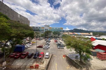 Taman Melawati Office For Rent near Melawati Mall