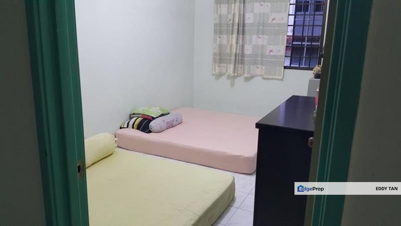 2-Storey Terraced House 4 Rooms Sale in Taman Bukit Mewah Kajang Selangor, Selangor, Kajang
