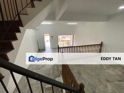 2 Storey Terrace House 4 Rooms 3 Baths for Sale in Taman Putra Indah, Serdang Raya, Selangor, Seri Kembangan