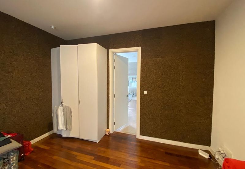 3-Storey Bungalow 6 Rooms 6 Baths For Sale in Long Beach Residence, Kota Kemuning