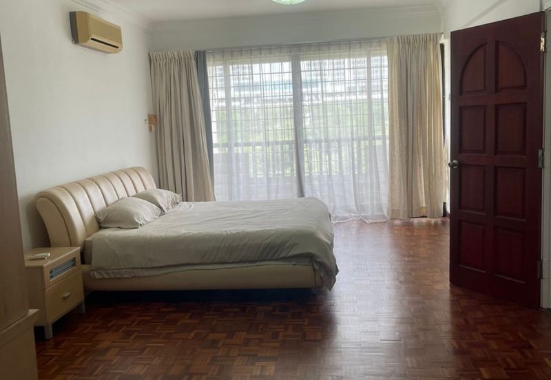 Anjung Hijau (Greenfield Apartment)