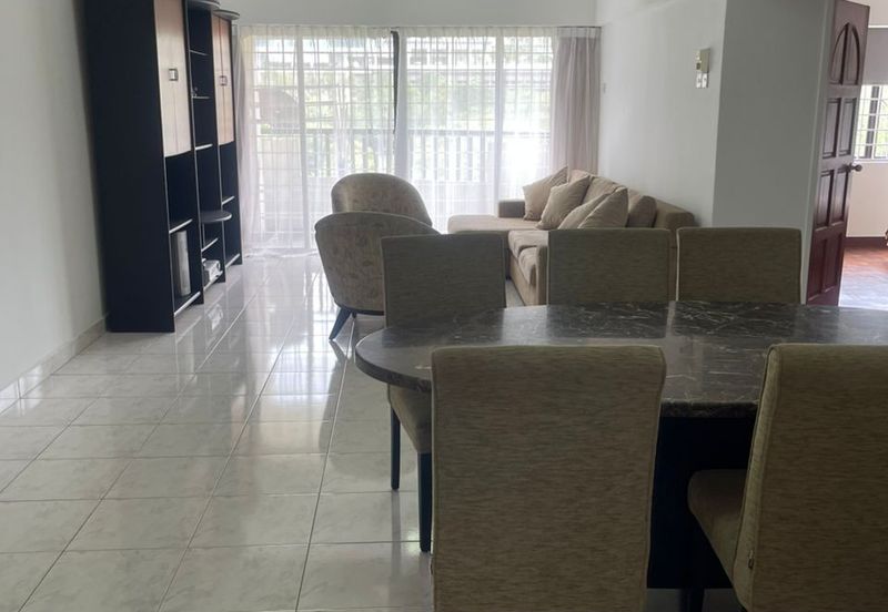 Anjung Hijau (Greenfield Apartment)