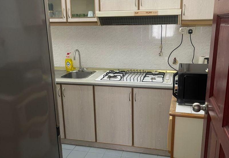 Anjung Hijau (Greenfield Apartment)