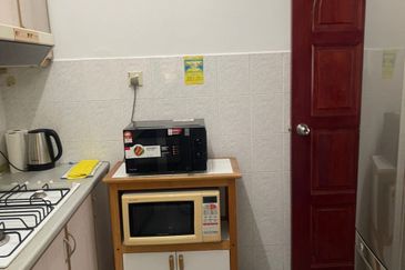 Anjung Hijau (Greenfield Apartment)