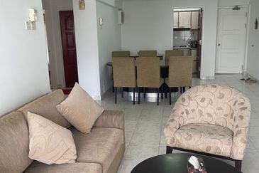 Anjung Hijau (Greenfield Apartment)