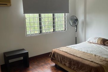 Anjung Hijau (Greenfield Apartment)