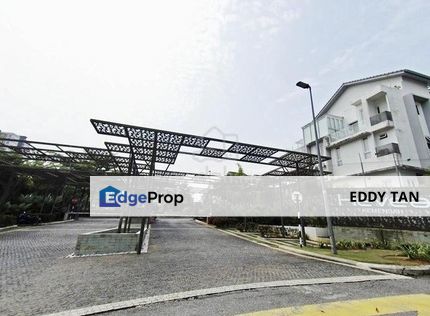 Townhouse 2 Room 2 Baths for Sale in Hevea Kemensah Taman Melawati, Selangor, Taman Melawati