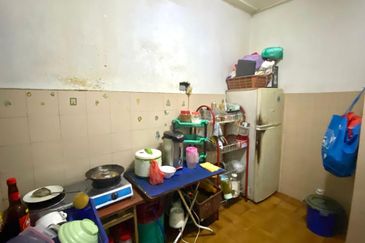 Glen Court, Bandar Sungai Long