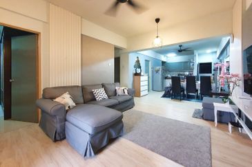 Suri Puteri Serviced Apartment