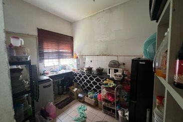 Jalan Bandar Putra Permai 4/1