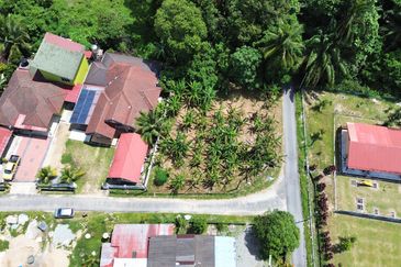 TERBAIK Tanah Lot Banglo Depan Sekolah Kampung Batang Merbau Tanah Merah