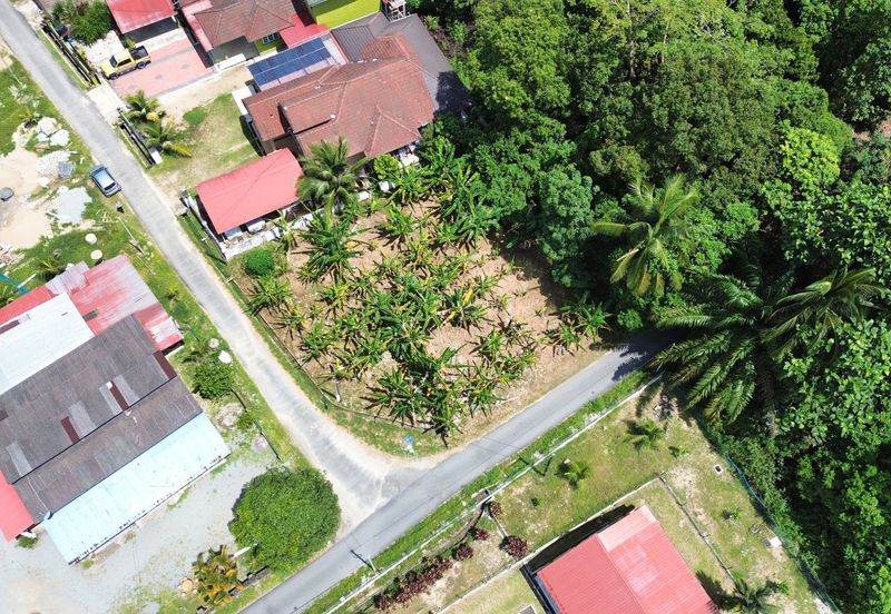 TERBAIK Tanah Lot Banglo Depan Sekolah Kampung Batang Merbau Tanah Merah