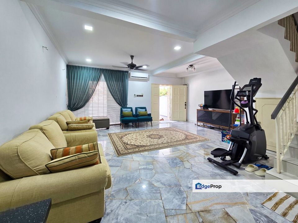 RENOVATED Double Storey Terrace Taman Sri Manja Petaling Jaya, Selangor, Petaling Jaya