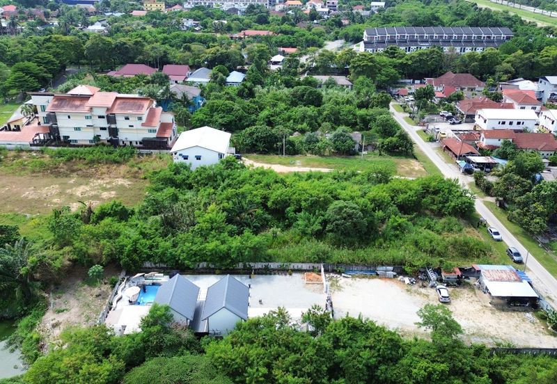 Kampung Seri Aman Luar