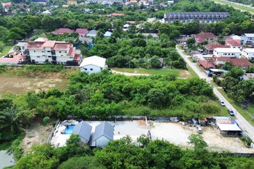 Kampung Seri Aman Luar