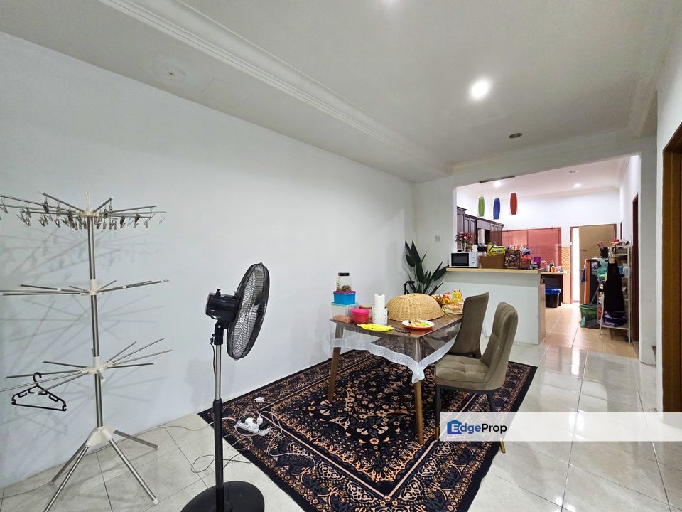 LUAS 20X80 Double Storey Terrace Bandar Nusaputra Puchong, Selangor, Puchong South