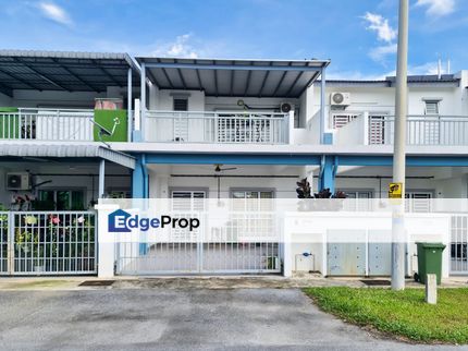 DEPAN PADANG Teres 2 Tingkat Desa Salak Pekerti Sepang, Selangor, Sepang