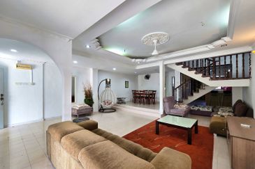 Seksyen 11, Shah Alam