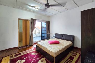 Seksyen 11, Shah Alam