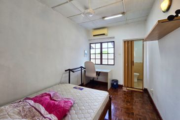 Seksyen 11, Shah Alam