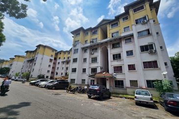 Pangsapuri Astana Alam 3