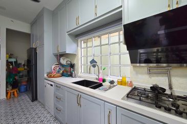 Seksyen 4, Shah Alam