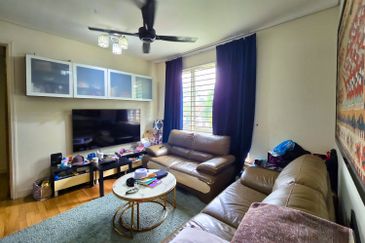 Seksyen 4, Shah Alam