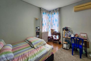 Seksyen 4, Shah Alam