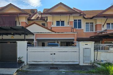 Lorong Az-Zaharah 10/20