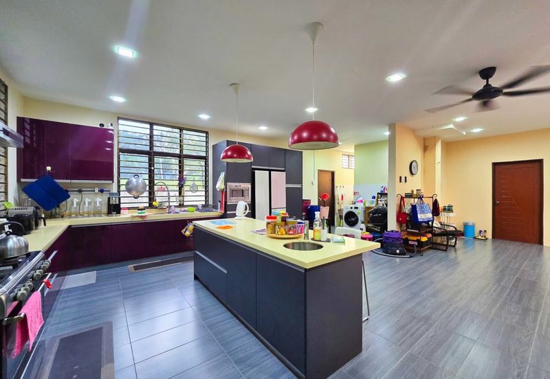 SU3 @ Bandar Saujana Utama